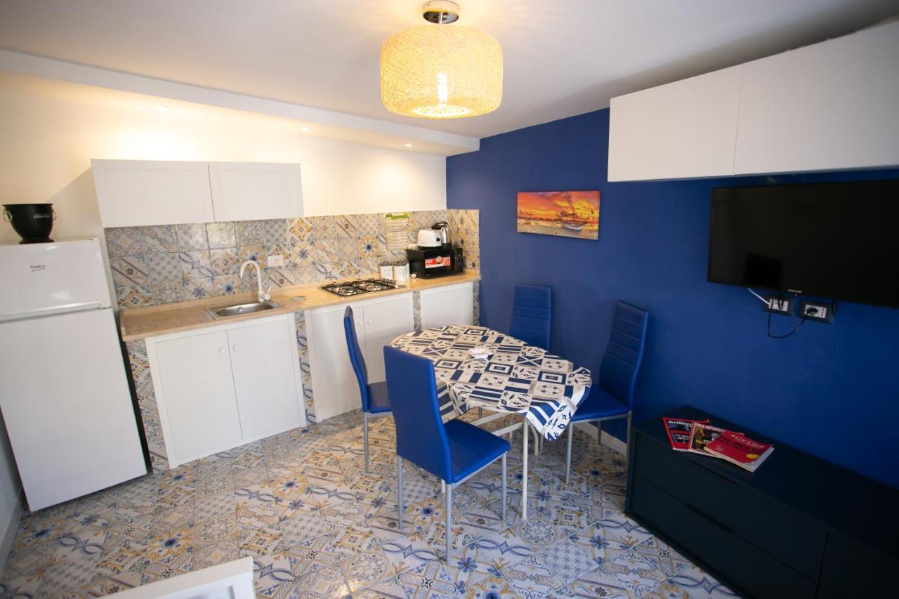 Dilettaanna Luxury Apartment Lipari โตรเปอา ภายนอก รูปภาพ