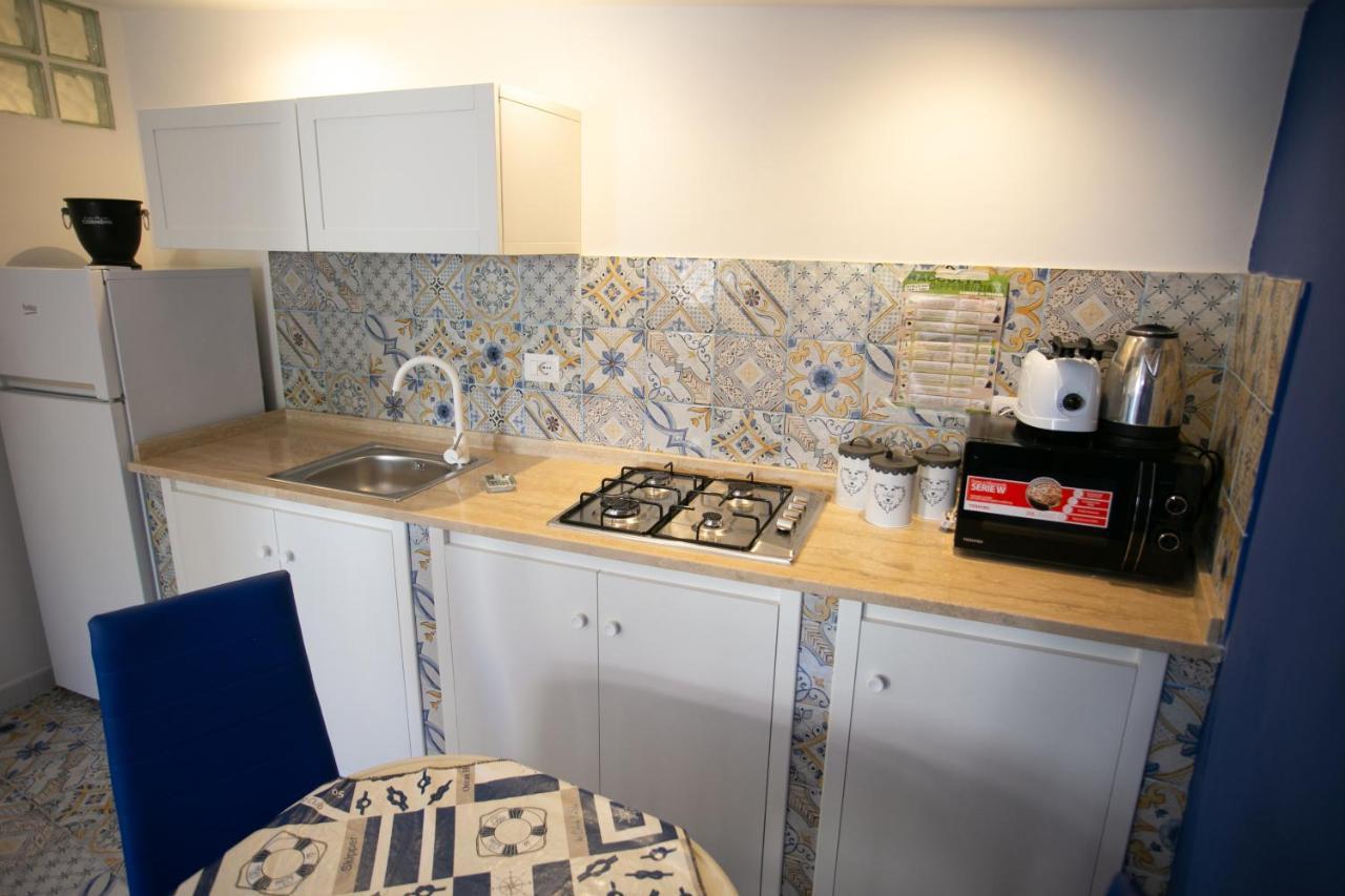 Dilettaanna Luxury Apartment Lipari โตรเปอา ภายนอก รูปภาพ